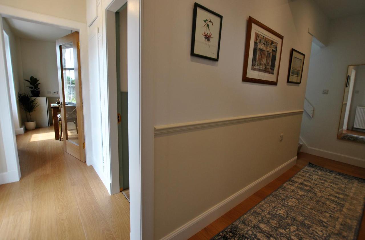Clover Cottage Countryside Retreat With Sea Views كرايل المظهر الخارجي الصورة