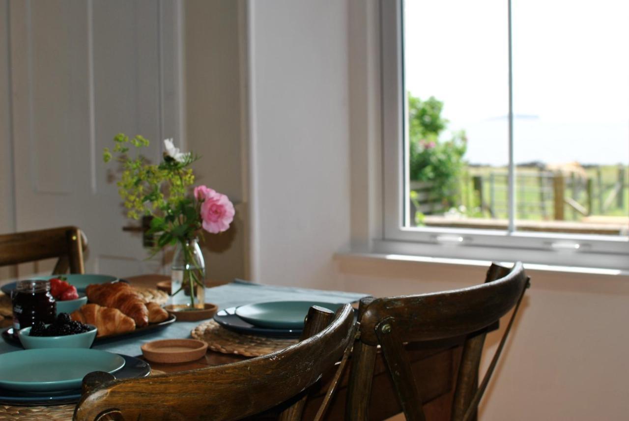Clover Cottage Countryside Retreat With Sea Views كرايل المظهر الخارجي الصورة