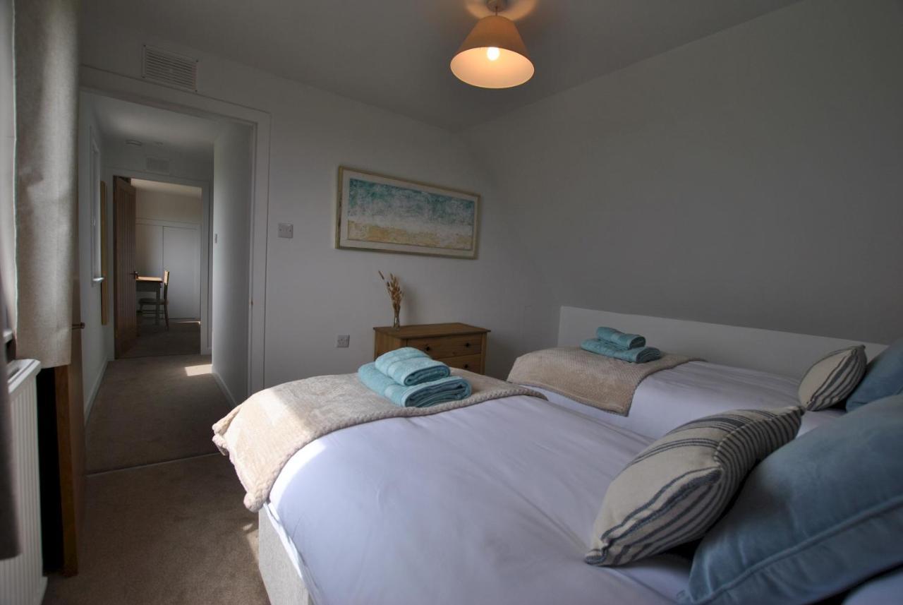 Clover Cottage Countryside Retreat With Sea Views كرايل المظهر الخارجي الصورة